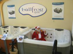 Santa Claus loves hot tubs